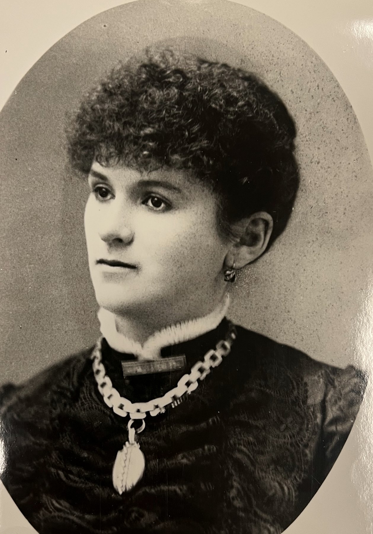 Elena Couts Dear, oval portrait, about 1880